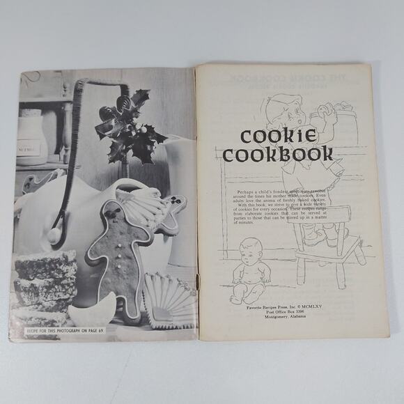 COOKIE COOKBOOK Over 500 Recipes VINTAGE 1965 Paperback 124 Pages - Picture 2 of 5